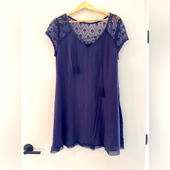 Francesca’s Dress - Picture 1 of 2